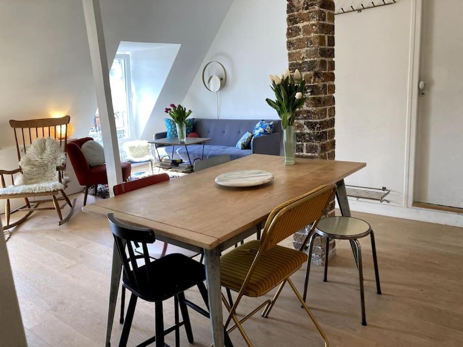 Appartement Cosy Dans Le 9E Paris Dış mekan fotoğraf