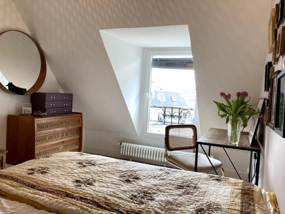 Appartement Cosy Dans Le 9E Paris Dış mekan fotoğraf